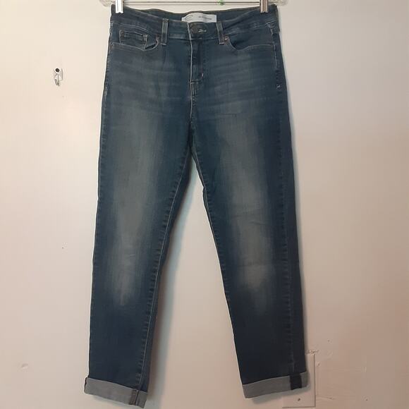 Signature By Levi Strauss Mid Rise Boyfriend Cropped Cuffed Jeans Sz 8 - Picture 1 of 11